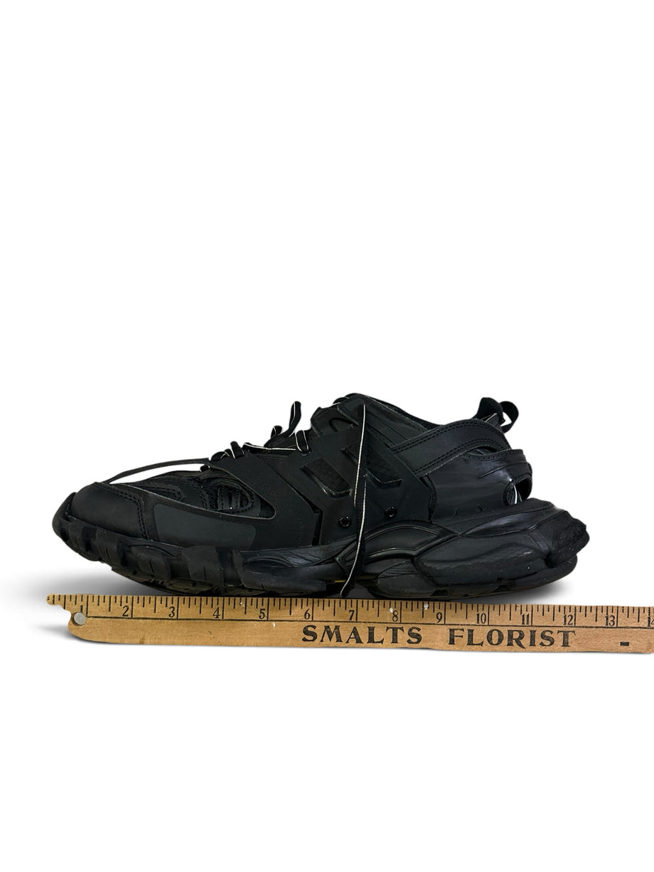 BALENCIAGA Size 41 BLACK SHOE TRACK SNEAKER 